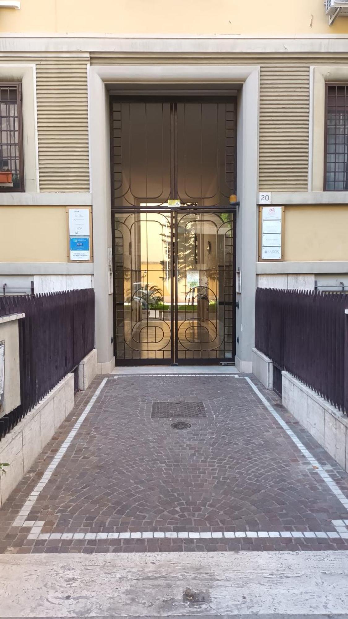 Olimpo Apartments St John In Lateran Рим Екстер'єр фото