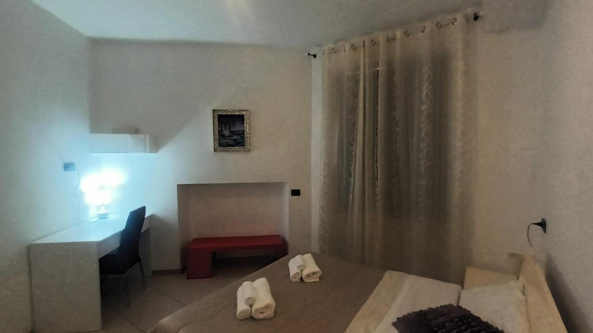Olimpo Apartments St John In Lateran Рим Екстер'єр фото