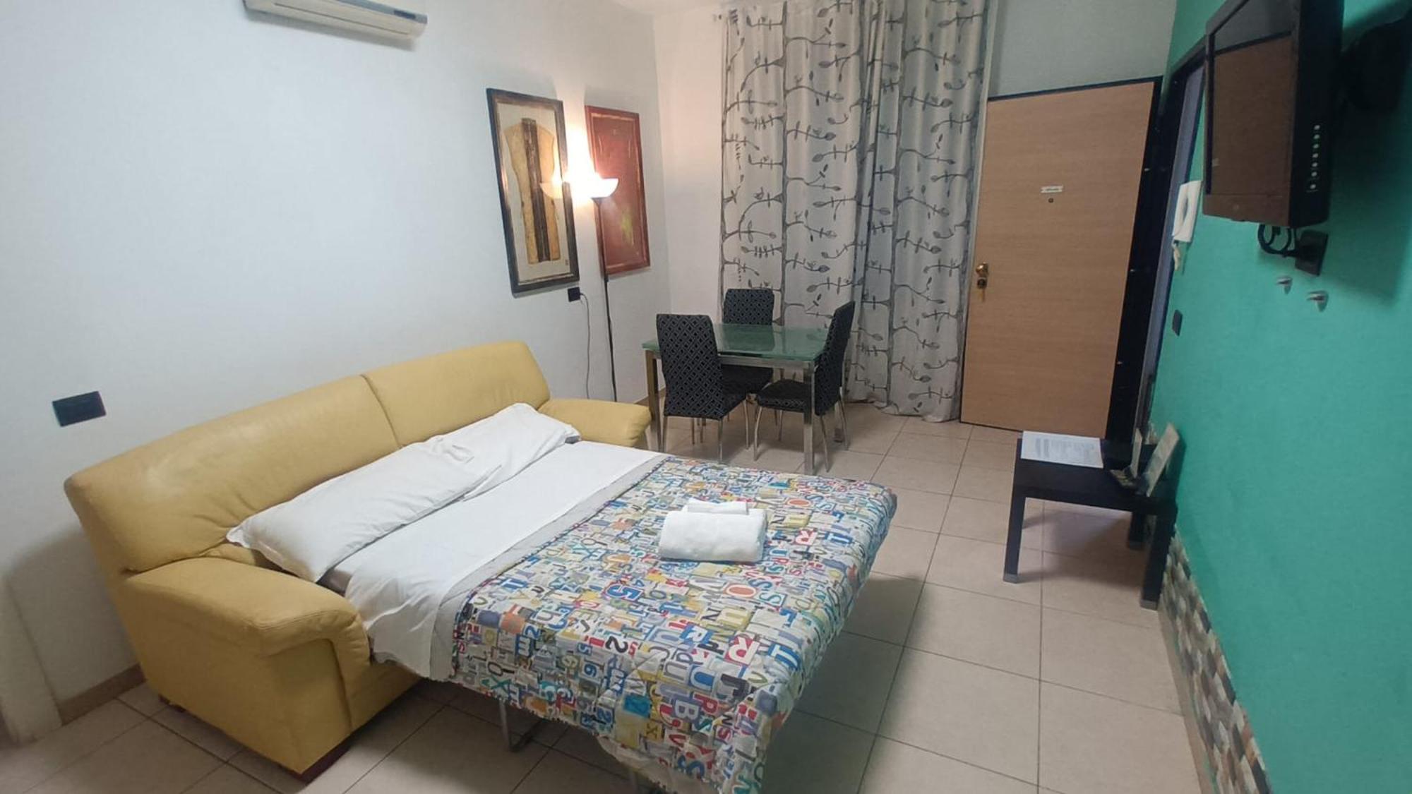 Olimpo Apartments St John In Lateran Рим Екстер'єр фото